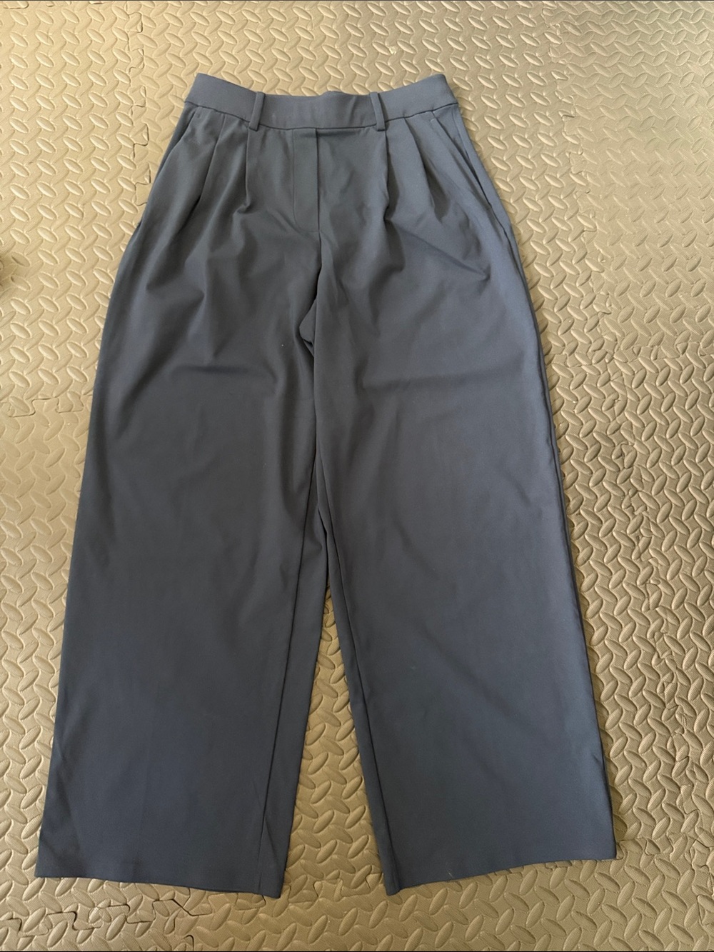 Lululemon Wide-Leg Pleated Dress Pants - Navy Blue